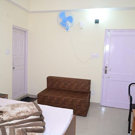 Krishna B&B Near Mall Road Shimla Esterno foto